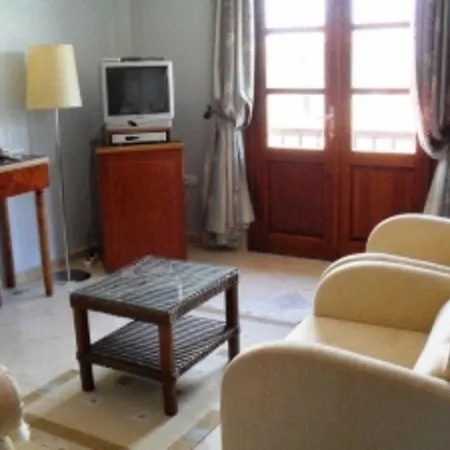 Dostlari Evi *