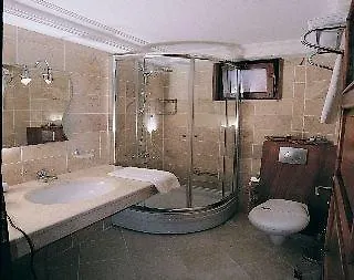Dostlari Evi